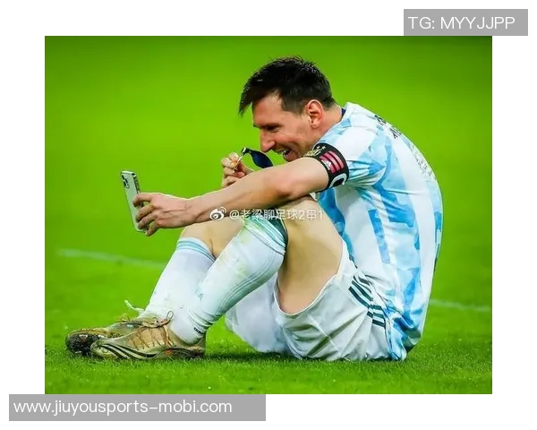 斯卡洛尼谈梅西未聊世界杯强调不应过早施加压力