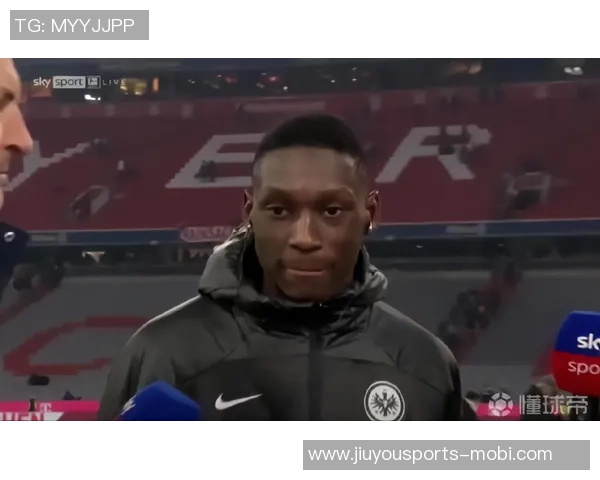 穆阿尼对曼联比赛中下巴受伤伤情暂无大碍无需过度担忧